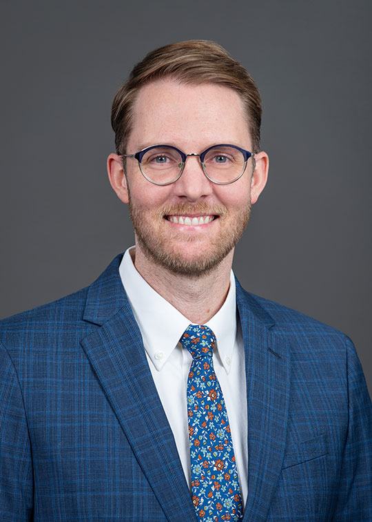 Headshot photo of Gregory Hall, M.D.