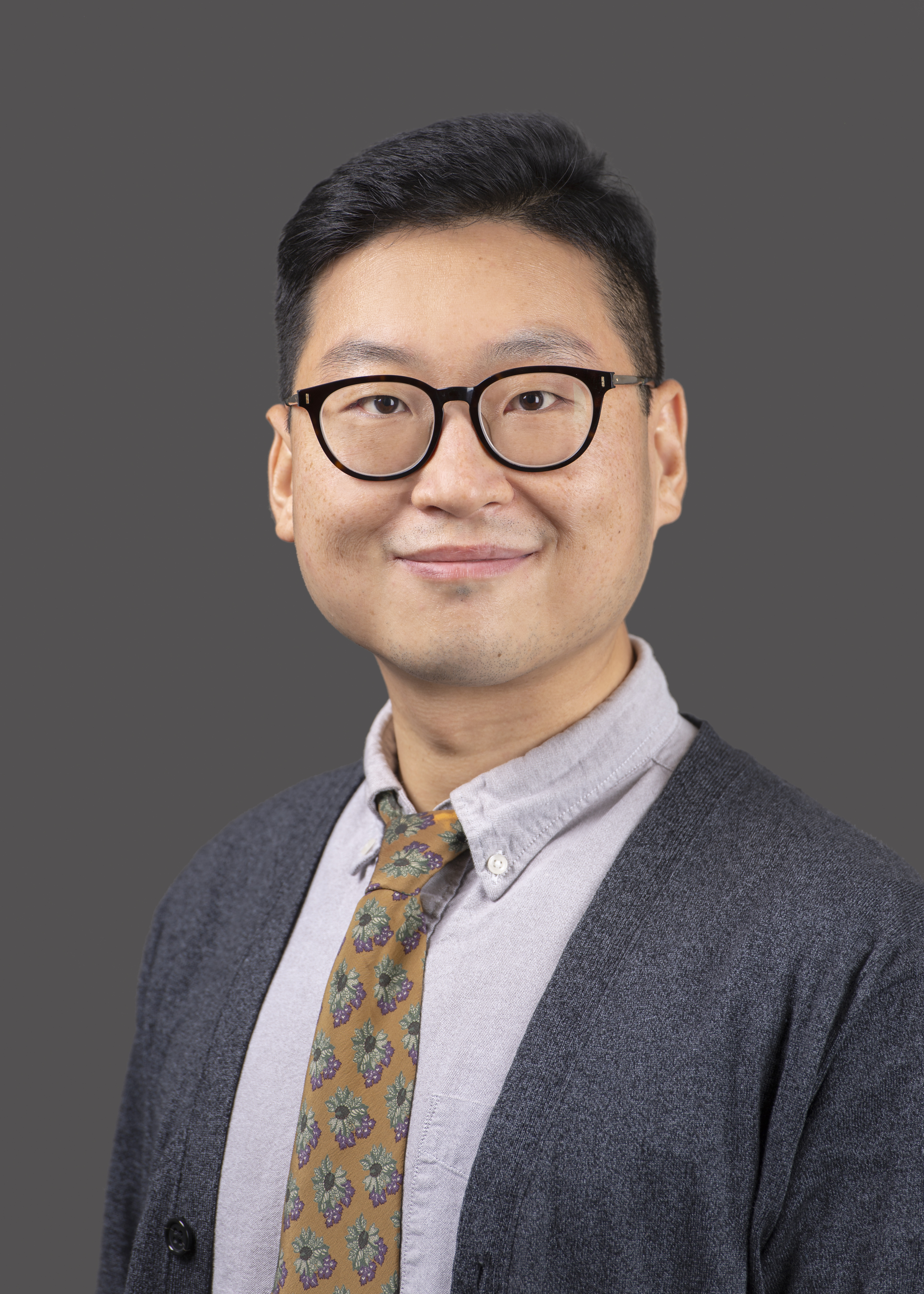 Headshot photo of Wayne Kang, M.D.
