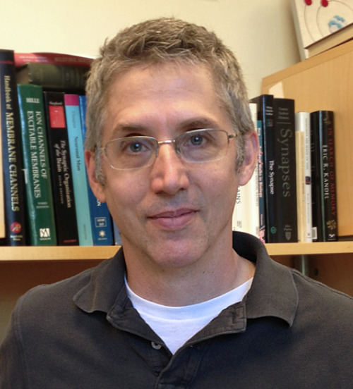Headshot photo of Eric Gouaux, Ph.D.